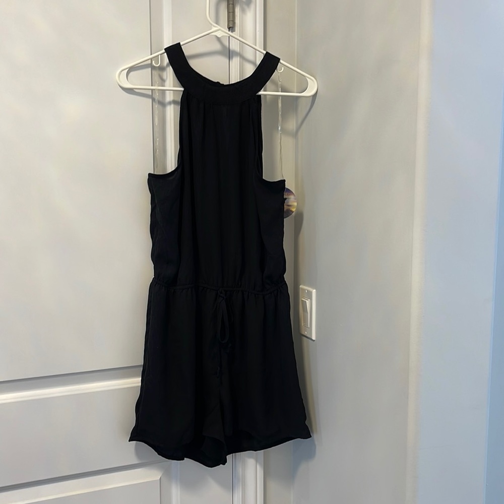 Brand - Marshall’s, color- black, size- xL (but fit like large)